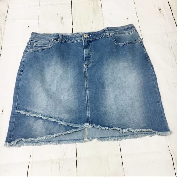 INC International Concepts Tulip-Hem Jean Skirt - Picture 5 of 8